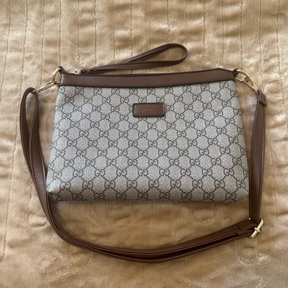 Crossbody Bag in Brown and Gray